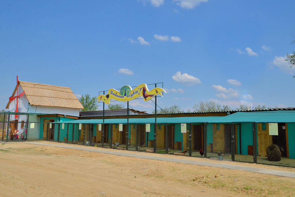 Hotel Slavutich Nova Kachovka Exteriér fotografie